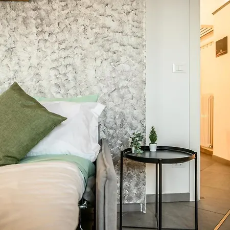 B24 Attico Con Free Wifi & Parking - Vicino A Bologna Fiera, Lugo Hospital Maria, Ravenna Apartmán