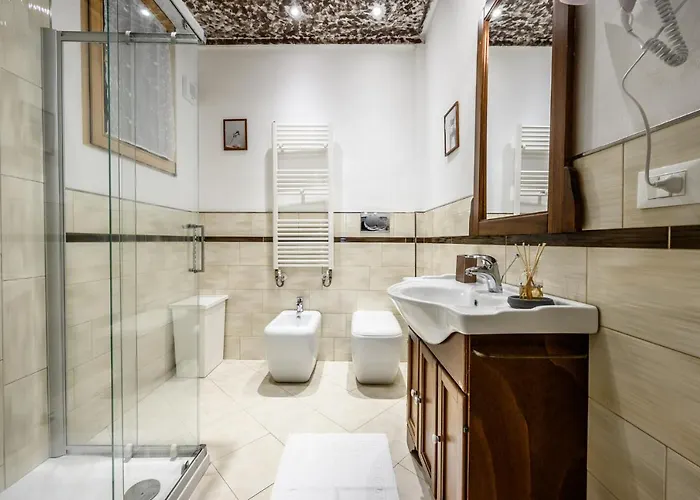 Daire B24 Attico Con Free Wifi & Parking - Vicino A Bologna Fiera, Lugo Hospital Maria, Ravenna